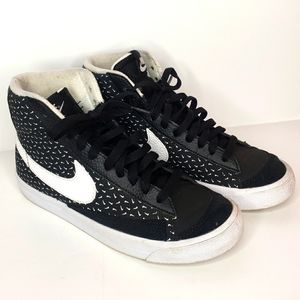 Black and white Nike hightop